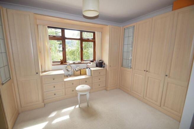DRESSING AREA