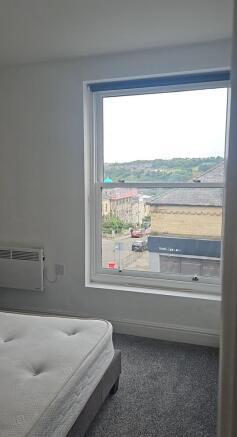 1 bed Apartment to rent Image 5