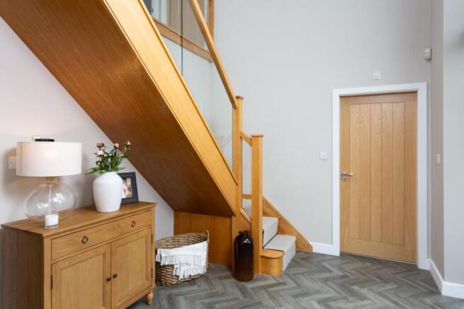4 bed Detached for sale Image 11