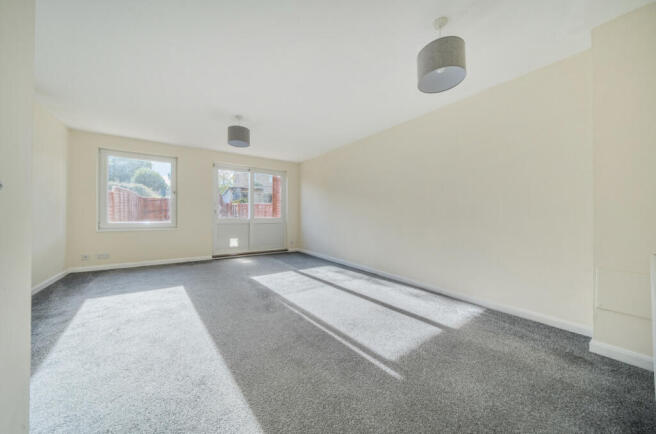 1361903-6-68daa44...