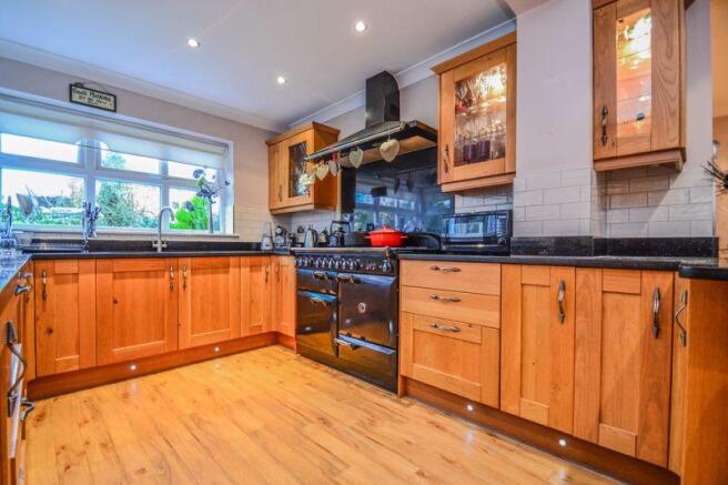 Kitchen (1)