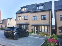 31, Woodlands Place, Shirley, Solihull B90 8AY