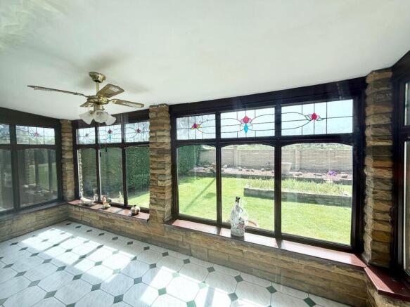 2 bed Detached Bungalow for sale Image 8
