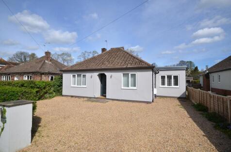 Smithwood Avenue, Cranleigh, GU6