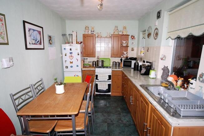KITCHEN DINER
