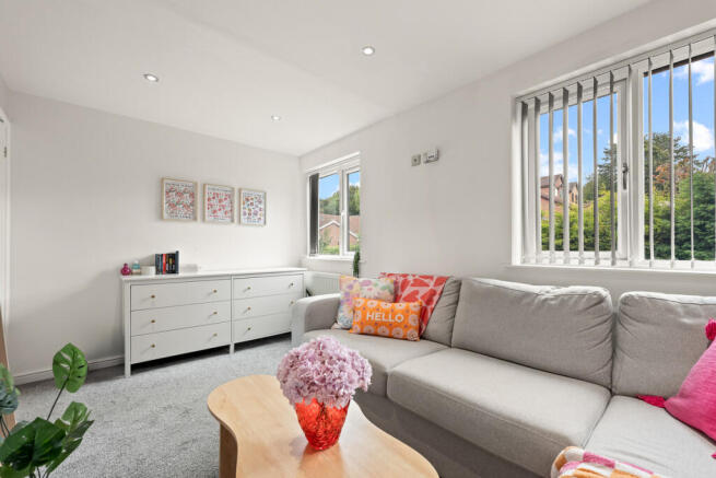4 bed Detached for sale Image 11