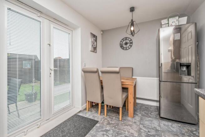 2 bed Terraced for sale Image 10