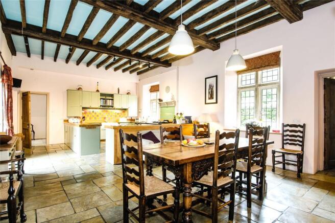 Kitchen/Breakfast Rm