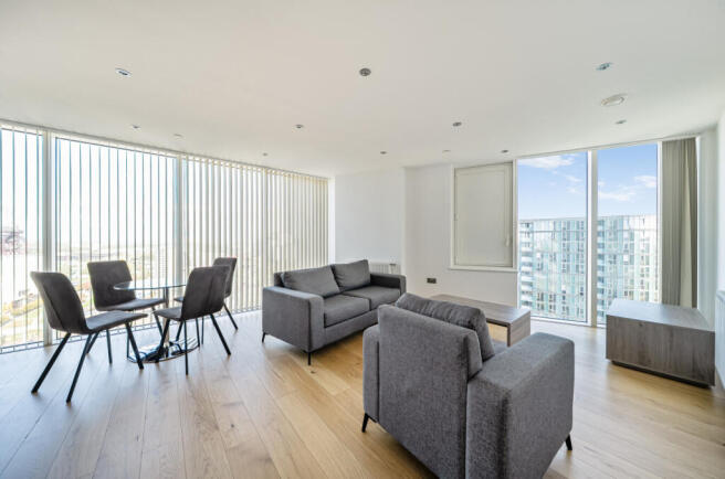 1365169-16-68e7a1...