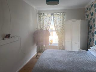 BEDROOM 1 (FRONT)