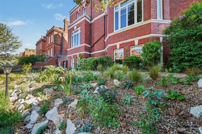 Flat 5, 8 Lindfield Gardens NW3 6PU-No Watermark-5