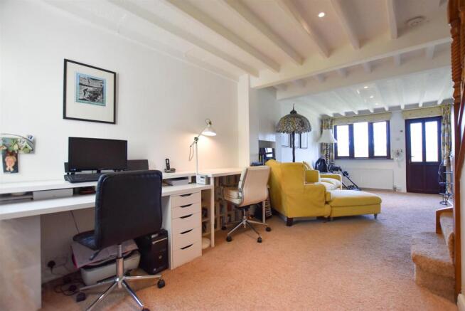 # Dining Area.jpg