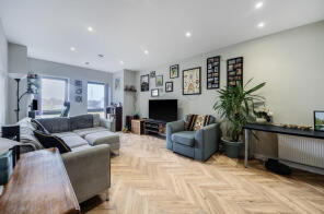 Flat 14, 100, Lavender Avenue, Mitcham CR4 3FX