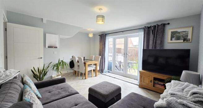 Living / Dining Room