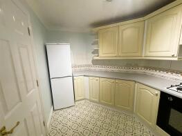 Flat 9, 24 26 Locksley Court, Archers Road, Southampton SO15 2LE