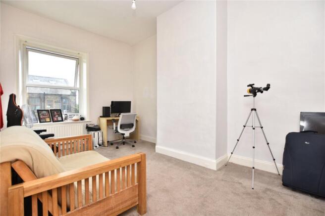3 bed Terraced for sale Image 5