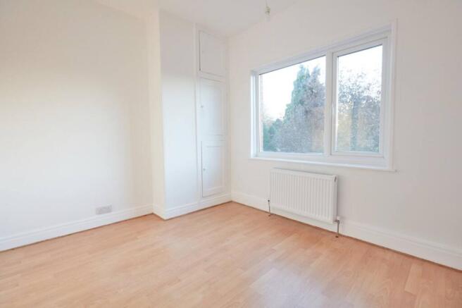 3 bed Semi-Detached to rent Image 9