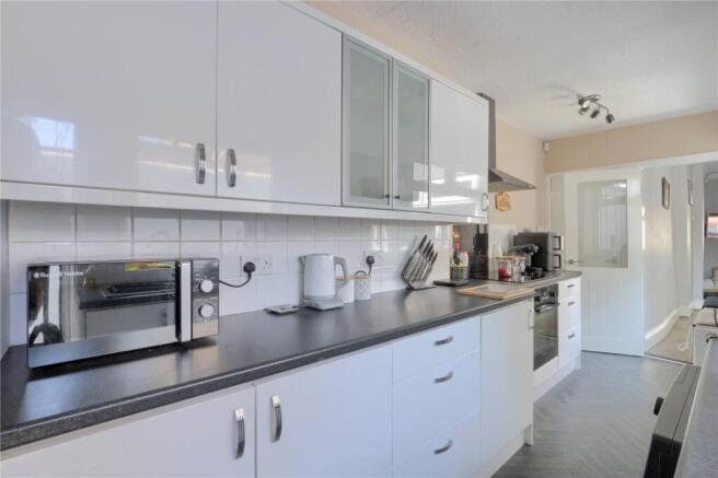 2 bed Terraced for sale Image 9