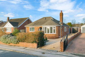 10, Oakwell Avenue, Pontefract WF8 4LP