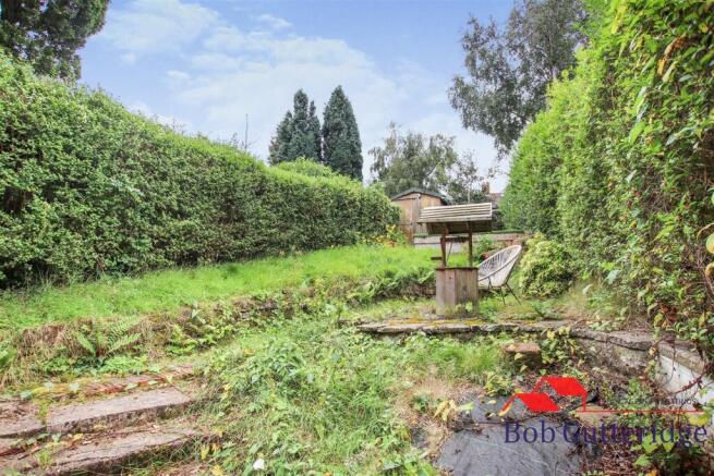 LANDSCAPED REAR GARDEN