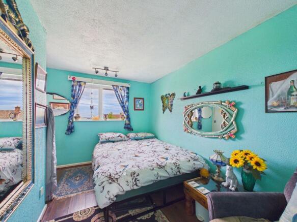 2 bed Terraced for sale Image 5