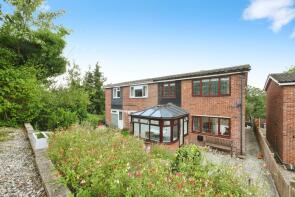 49, Chapelfields, Ware SG12 8HZ