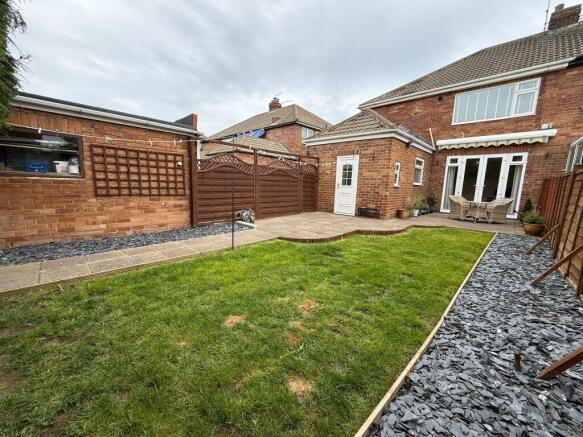 3 bed Semi-Detached for sale Image 4