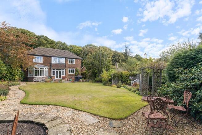 3 bed Detached for sale Image 4