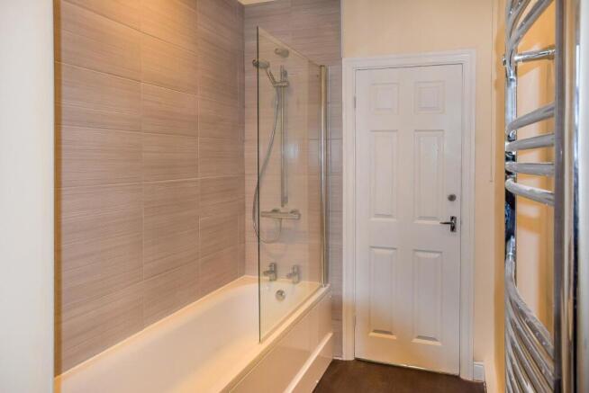 1 bed House Share to rent Image 8