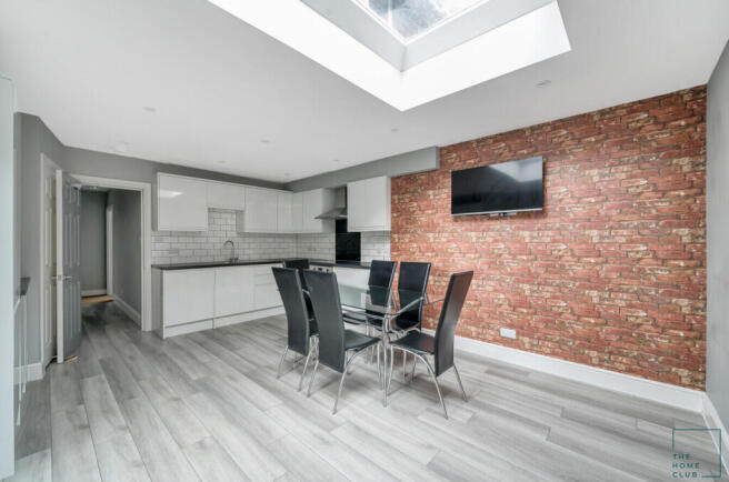 3395b6ed-08b5-4d72-acc6-5d92bbb94458