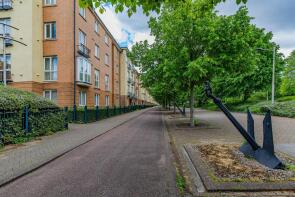 20, Roma House, Vellacott Close, Butetown, Cardiff CF10 4AQ