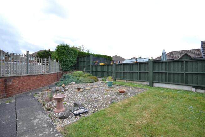 17barlaneGARDENVIEW2.JPG