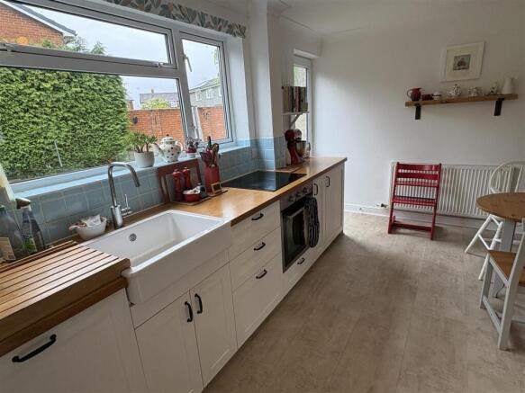 Kitchen/Breakfast Room
