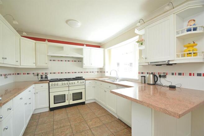 resizedKitchen2.jpg