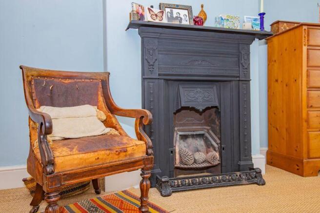 Feature Fireplace 