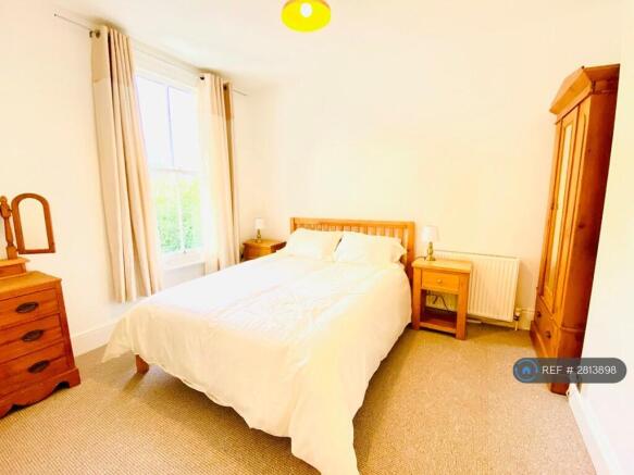 King Bedroom 2