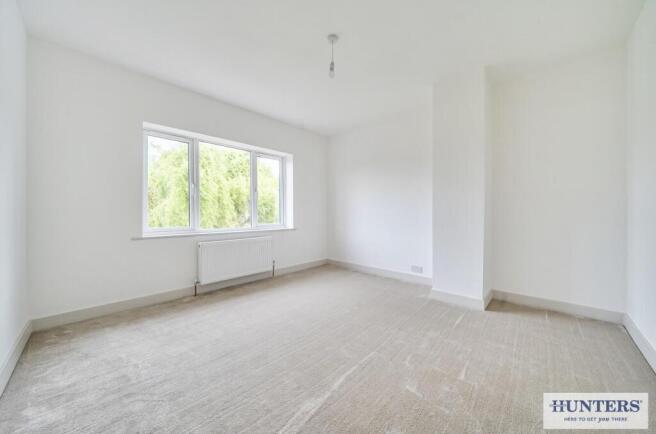 4 bed Semi-Detached for sale Image 11
