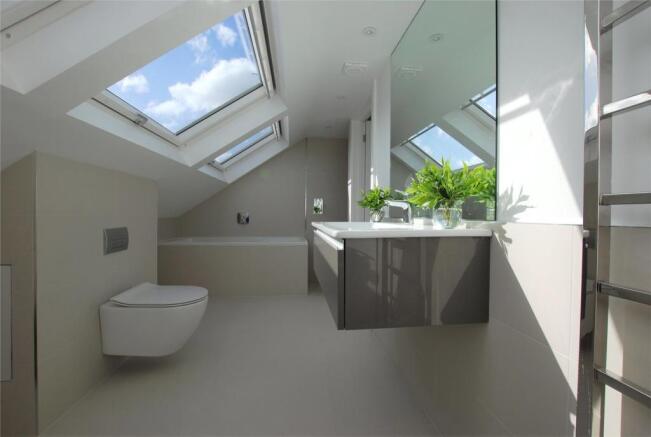 En Suite Bathroom