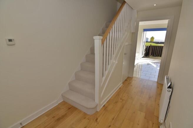 Manor Terrace, Felixstowe photo 4