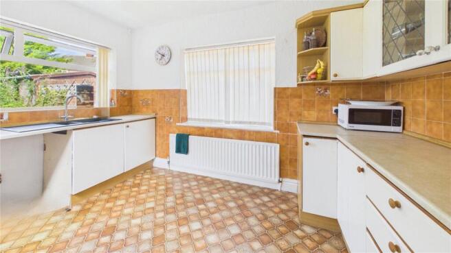 2 bed Bungalow for sale Image 5