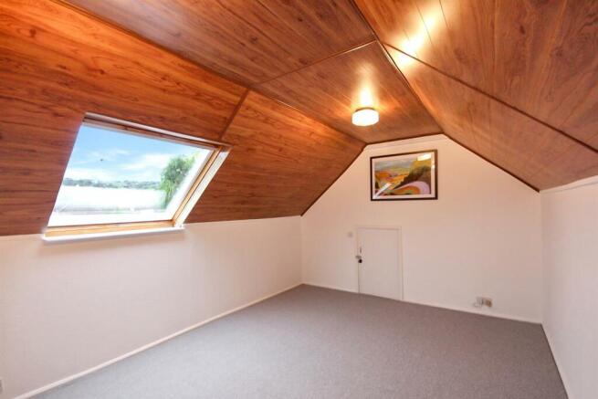 Bedroom 3/Office Space