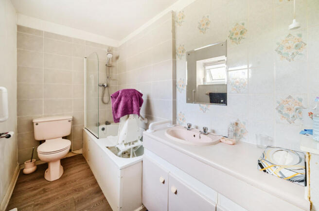 Photo 10