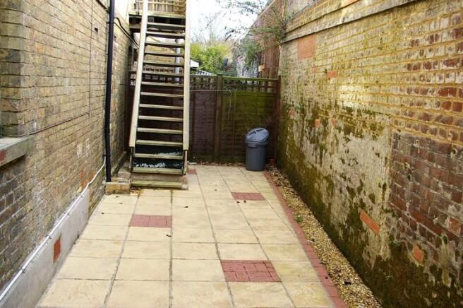 PRIVATE PATIO
