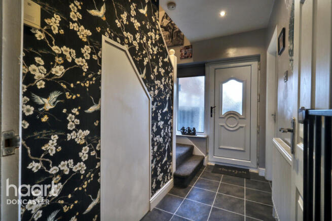 2 bed Semi-Detached for sale Image 5