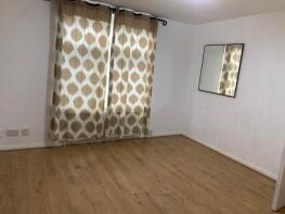 652, Becontree Avenue, Dagenham RM8 3HD