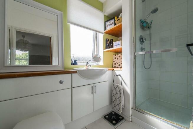 En-Suite Bathroom