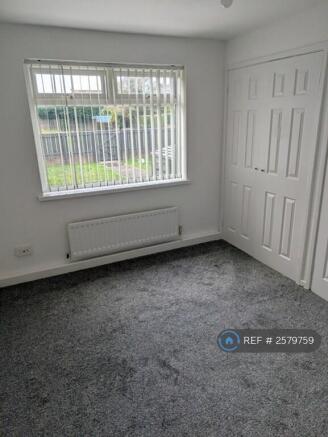 Main Bed Fitted Wardrobes New Carpet