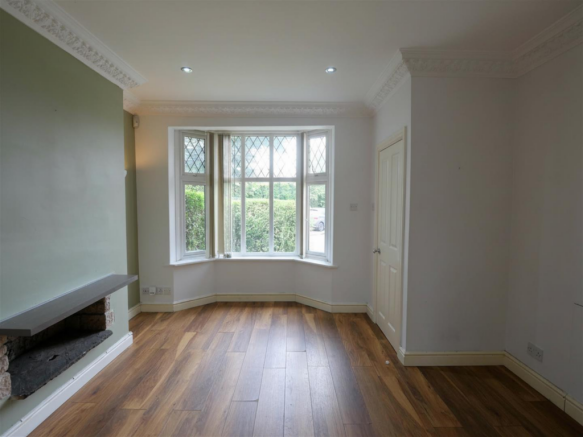 3 bed Semi-Detached for sale Image 4