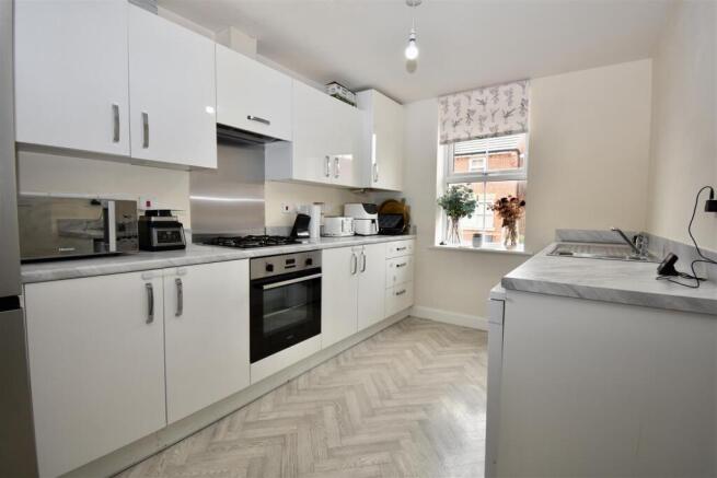 7, Levin Drive, Pickering photo 4