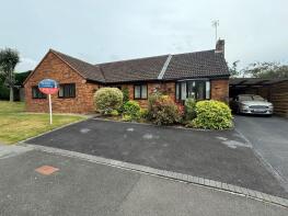 5 Grove View, Grove Drive, Taunton TA2 7TD